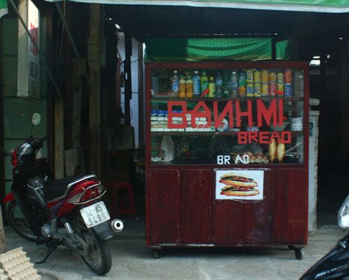 Bánh mì pate và tào phớ Hội An - 1