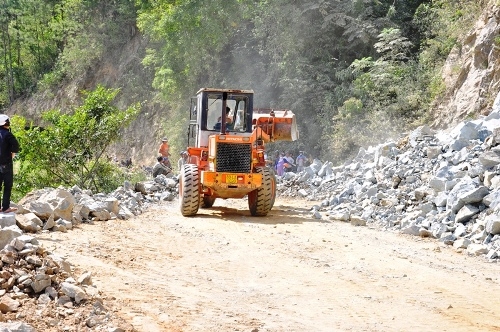 chinh phuc deo ngoan muc tren duong den da lat