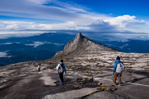 5 địa điểm nổi tiếng linh thiêng ở Malaysia - 11