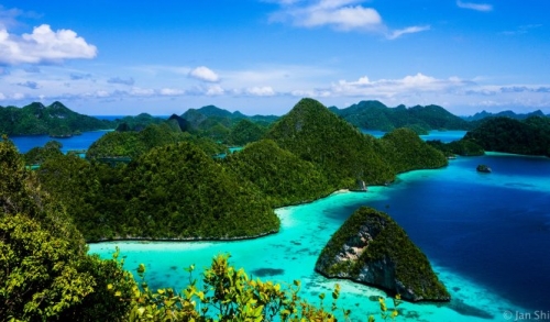 dam say thien duong ha gioi raja ampat