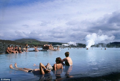 Iceland là quốc gia bình yên nhất thế giới - 1