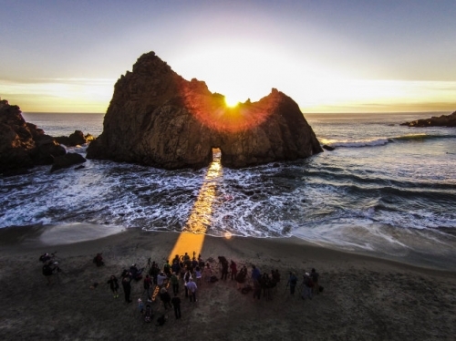 ​mo mang cung bai bien tim pfeiffer beach