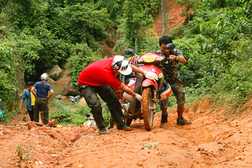 chinh phuc pha luong nhung ngay mua xa khoi