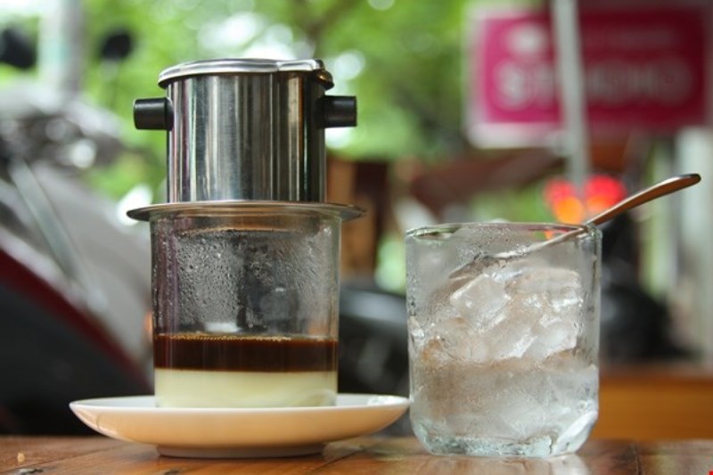 Café sữa đá – thức quà riêng của người Sài Gòn - 4