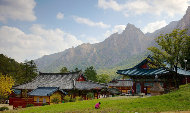 Gangwon - địa điểm quay thứ 2 của 'Hậu duệ mặt trời' - 11