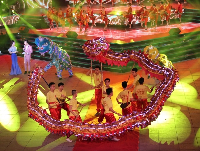 Carnaval Hạ Long 2016 khai hội