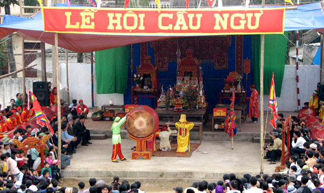 Lễ hội cầu Ngư - 1