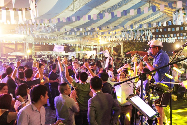 Lễ hội bia Đức Oktoberfest 2016 - 1