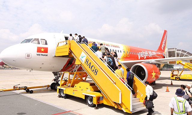 Phi công Vietjet không mang chất cấm - 1