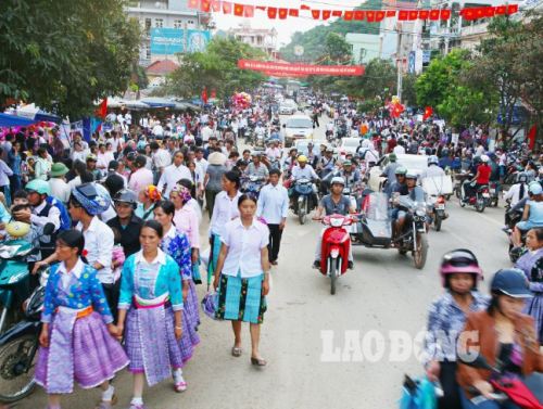 Tưng bừng lễ hội Tây Bắc vào mùa thu - 1