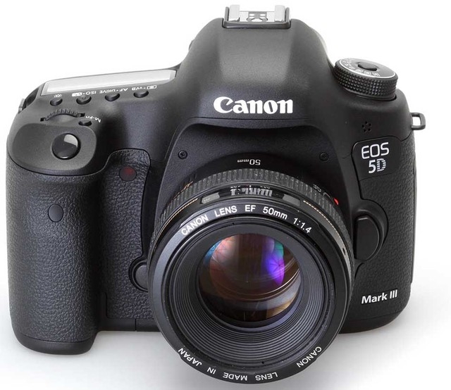  Canon 5D Mark III (3.900 USD ~ khoảng 88 triệu đồng) 