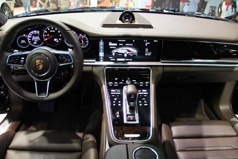 porsche-panamera-turbo-2017-sedan-gia-10-6-ty-tai-viet-nam-1