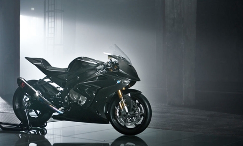 bmw-hp4-race-sieu-moto-cong-nghe-moi