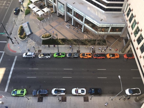 gia lai team khoe dan sieu xe lamborghini khung tren dat my - 2 Gia Lai Team khoe dàn siêu xe Lamborghini khủng trên đất Mỹ - 2
