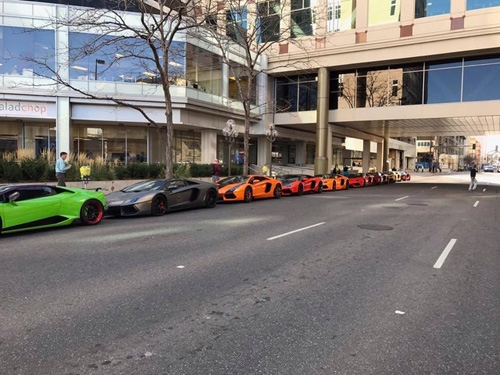 gia lai team khoe dan sieu xe lamborghini khung tren dat my - 4 Gia Lai Team khoe dàn siêu xe Lamborghini khủng trên đất Mỹ - 4
