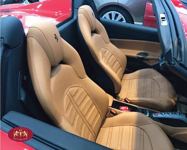 Cận cảnh Ferrari 488 Spider xông đất Việt Nam trong năm 2017 - Ảnh 6. Cận cảnh Ferrari 488 Spider xông đất Việt Nam trong năm 2017 - Ảnh 6.