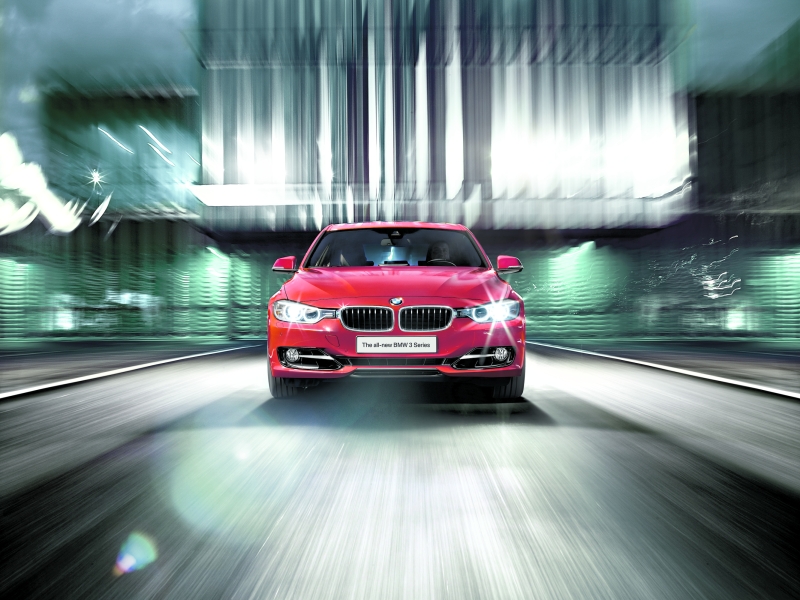 Kể từ khi ra mắt vào năm 1975 đến nay, Series 3 được xem là mẫu xe thành công nhất của BMW