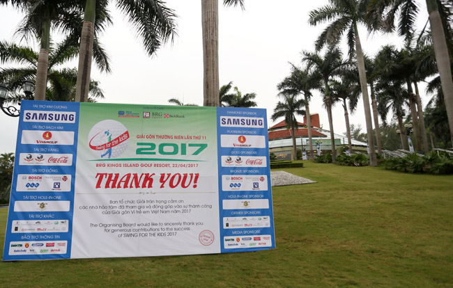 200 golfer tham dự giải golf từ thiện “Swing for the Kids 2017” - 4