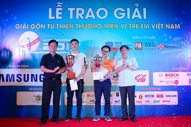 Swing for the Kids 2017 quyên góp hơn 1,4 tỷ đồng cho học sinh nghèo - 1