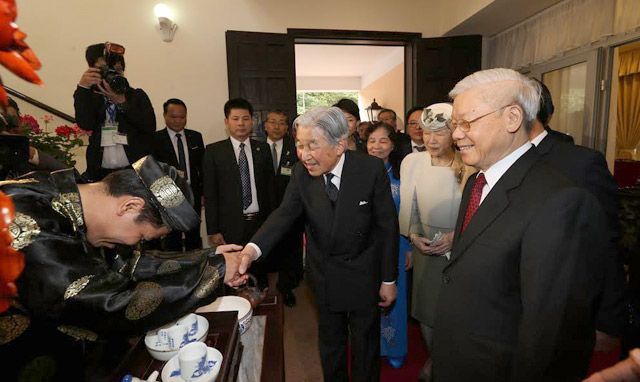 Mối duyên của nghệ nhân mê trà Việt  - 2