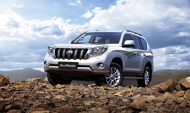 Land Cruiser Prado 2017: Mạnh mẽ và phong cách - 1