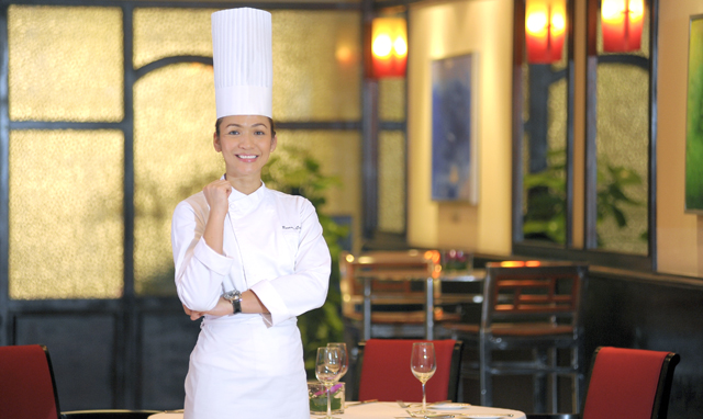 Hệ thống khách sạn Hilton Hà Nội chào đón nữ bếp trưởng đầu tiên - 1