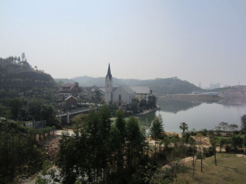 10 thi tran bat thuong nhat the gioi-1