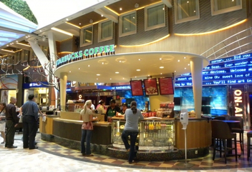 Các quán Starbucks siêu độc trên thế giới - 13