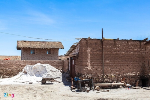 canh dong muoi uyuni qua ong kinh nguoi viet