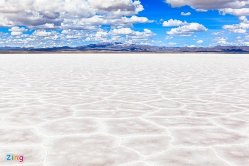 canh dong muoi uyuni qua ong kinh nguoi viet