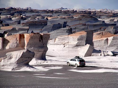 Chiêm ngưỡng cánh đồng đá bọt tuyệt đẹp ở Argentina - 1