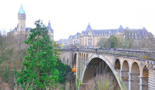 Luxembourg, vương quốc của những cây cầu - 1