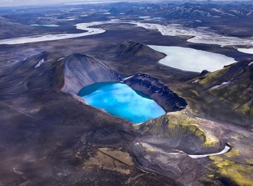 Những cảnh đẹp siêu thực ở Iceland - 4