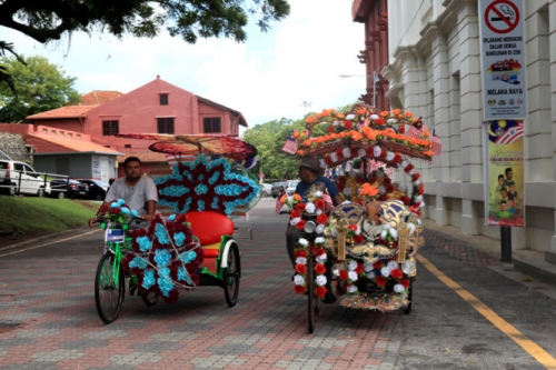 nhung cau chuyen ke ben bo dong melaka-1