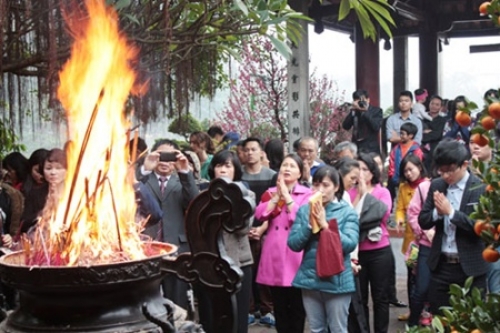 Những ngôi chùa cầu duyên nổi tiếng linh thiêng - 3