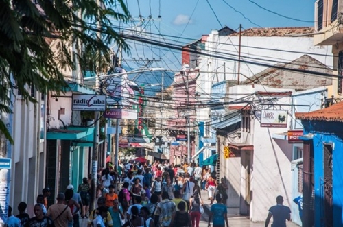 santiago de cuba con vang tieng coi xe-3