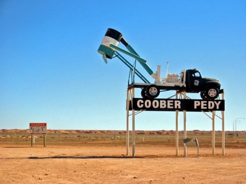 the gioi ngam la lam coober pedy-1