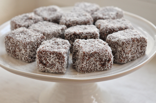 lamingtons-eatlittlebird-5539-1412649053