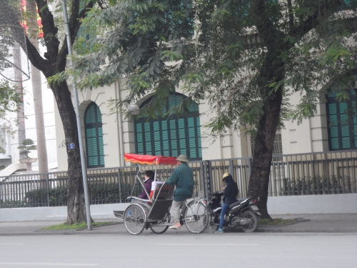 toi uoc chua tung dat chan den ha noi-7