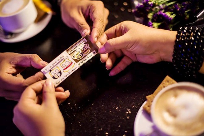 8X bán đồ tí hon 3 xu thu tiền triệu - 3