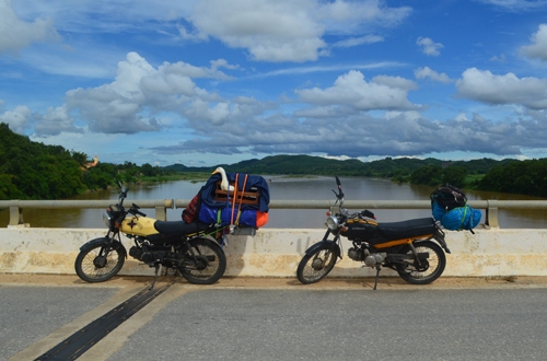 Chàng Tây điển trai ôm vịt phượt khắp Việt Nam - 7