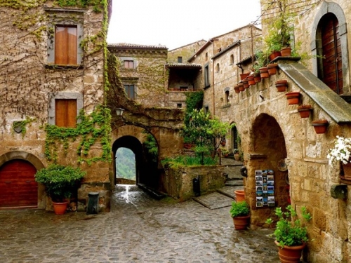 Civita di Bagnoregio - cổ trấn giữa mây trời nước Ý - 5