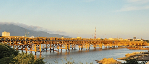 Đà Nẵng trong tôi là những cây cầu - 1