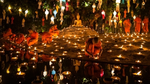 Dự lễ hội Loy Krathong lung linh tại đất nước chùa tháp - 3