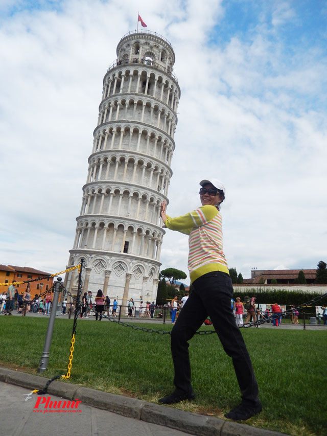 du lich bui y den pisa ngam thap nghieng-10