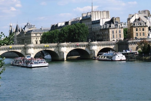 Ghé thăm dòng sông Seine thơ mộng của Paris - 1