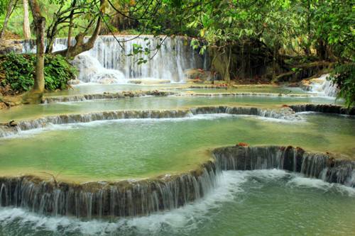 hai ngay kham pha luang prabang dip 30 4-1