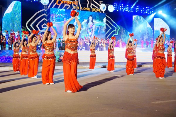 Hoành tráng đêm hội carnaval Hạ Long 2014 - 2