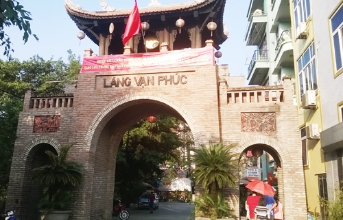 Khám phá làng lụa giữa lòng Hà Nội - 1