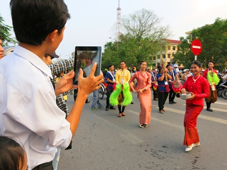 Lễ hội đường phố quốc tế rộn rã cả cố đô Huế - 6